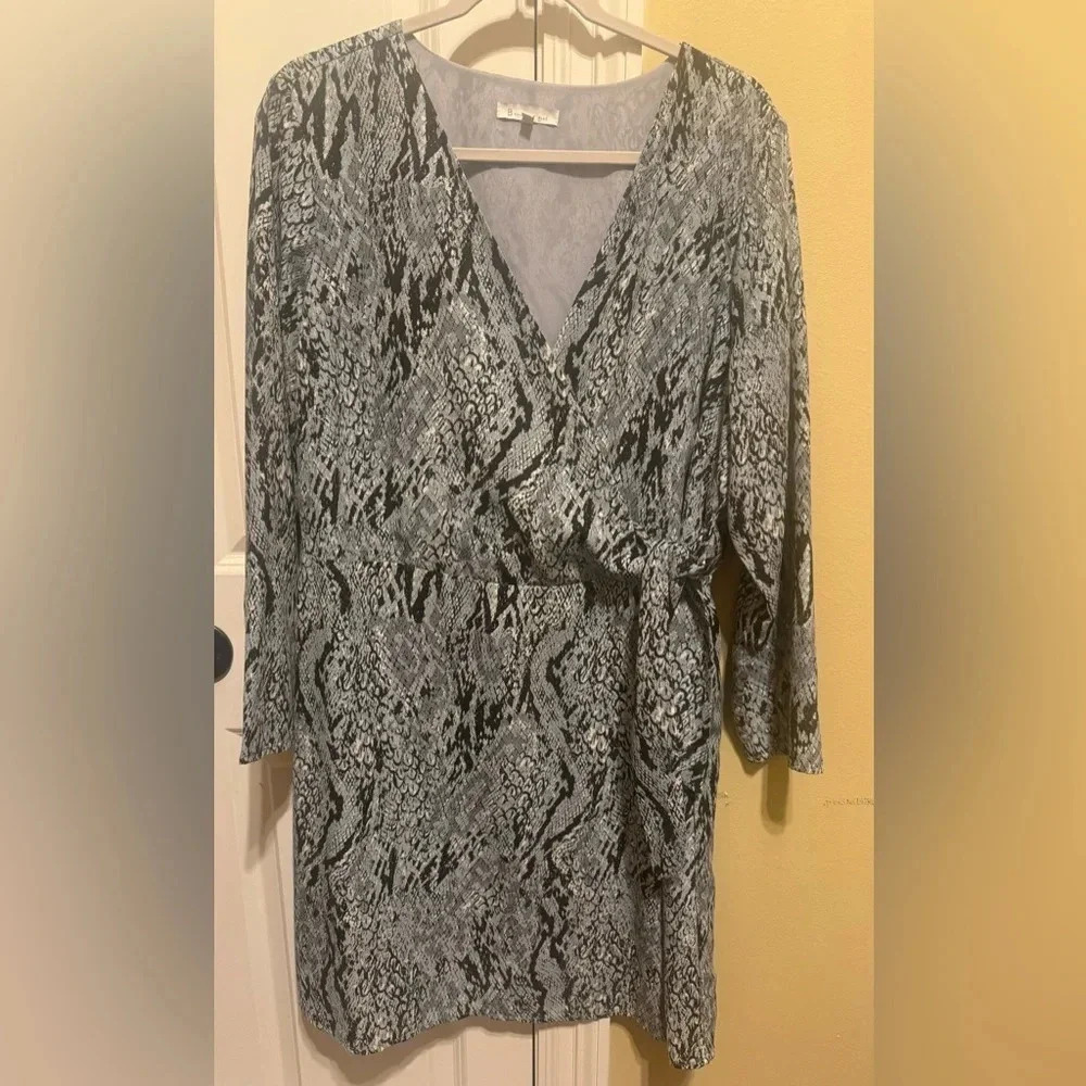 Skies Are Blue Black and Gray Patterned Dress